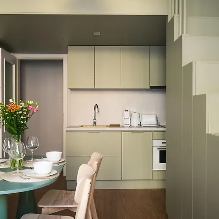 公寓 Korunni Modern In A Beautiful Historic Building 布拉格
