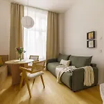 Апартаменты Modern Design With Fast Wi-fi