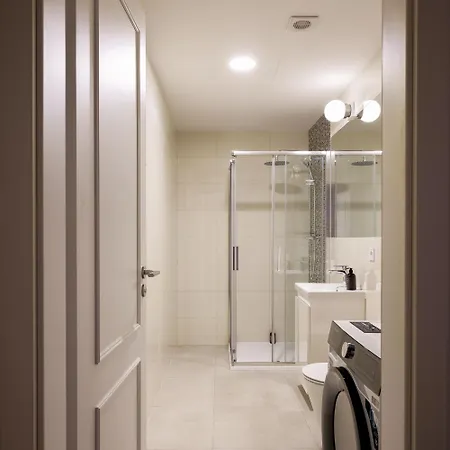 Modern Design With Fast Wi-fi Apartament