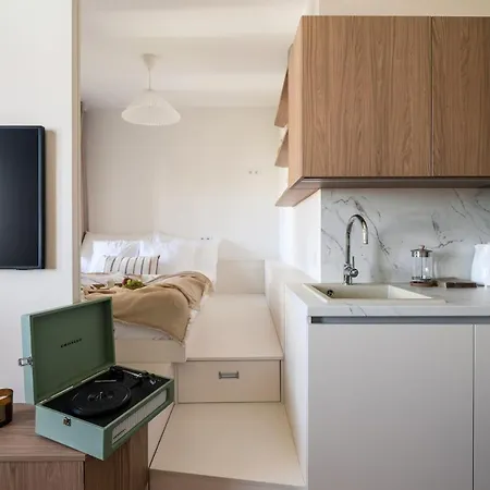 דירה Korunni Modern In A Beautiful Historic Building *