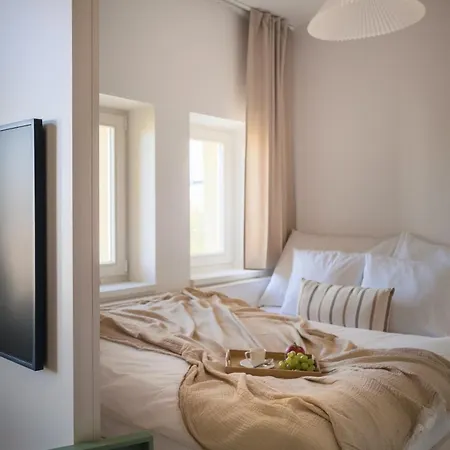 Korunni Modern In A Beautiful Historic Building * פראג
